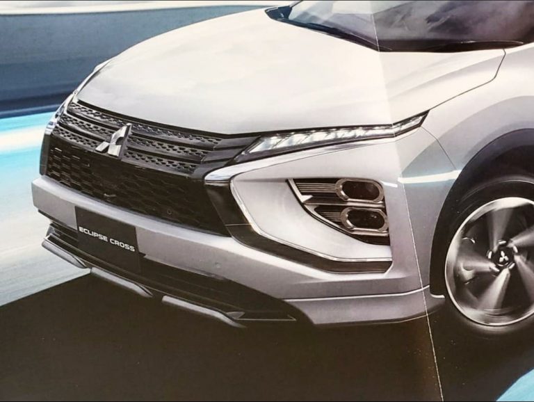 brosur mitsubishi eclipse cross baru
