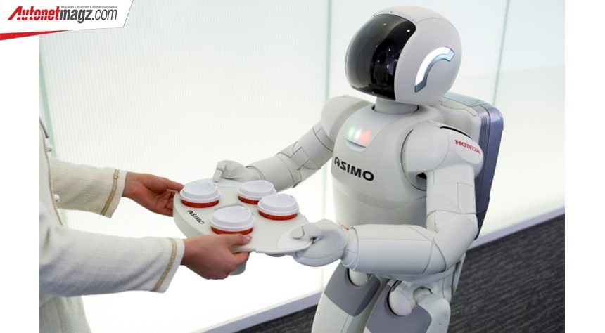Asimo Honda Genap Berusia 20 Tahun Asimo Honda Genap Berusia 20 Tahun