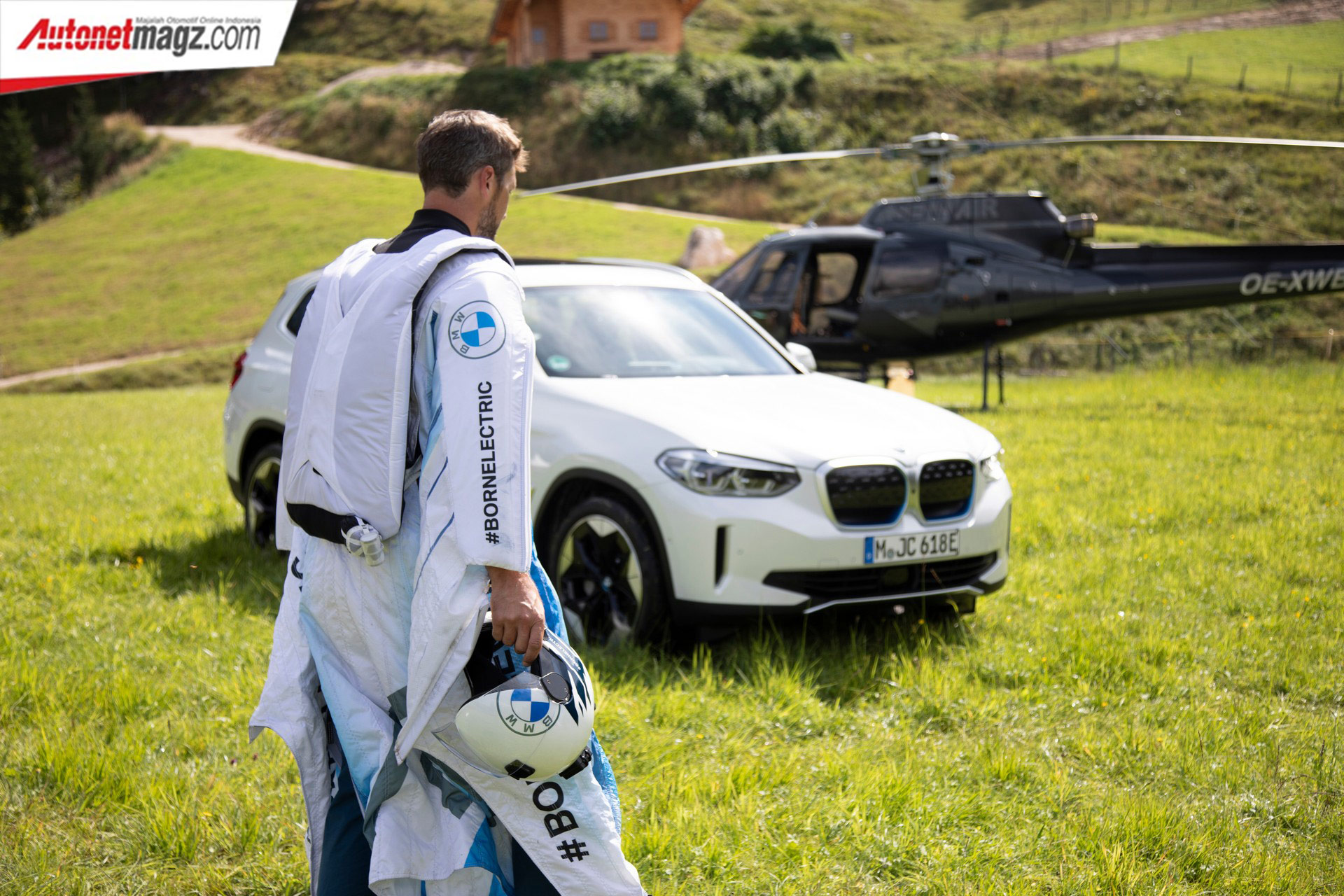 Berita, BMW-Wingsuit-1: Kostum Ini Adalah EV Terbaru BMW?
