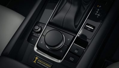 Mazda3 Pakai Mesin Baru, Makin Powerful!