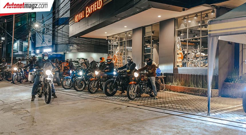 Ride After Dark : Riding Malam ala Royal Enfield Ride After Dark : Riding Malam ala Royal Enfield