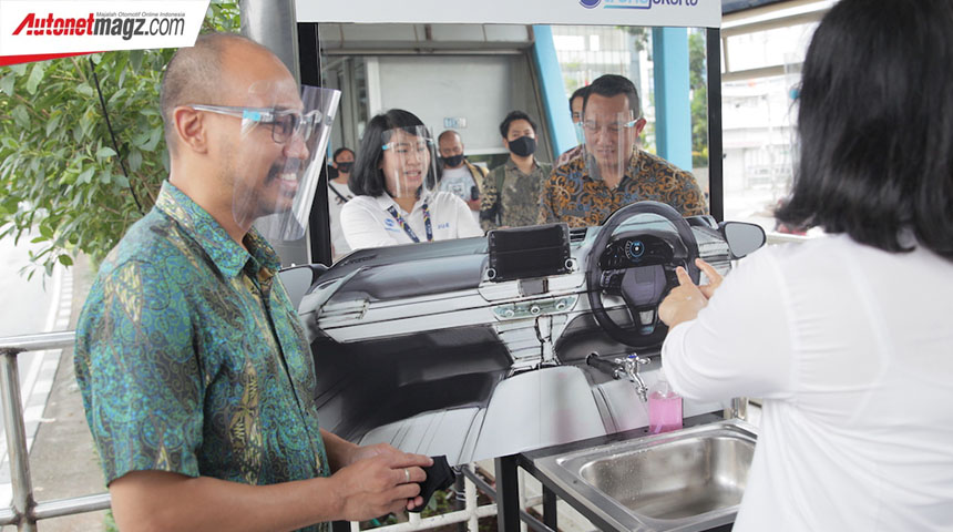Mobil Baru, Wastafel Honda: Peduli Publik, Komunitas Honda Sumbang Wastafel untuk Halte Transjakarta