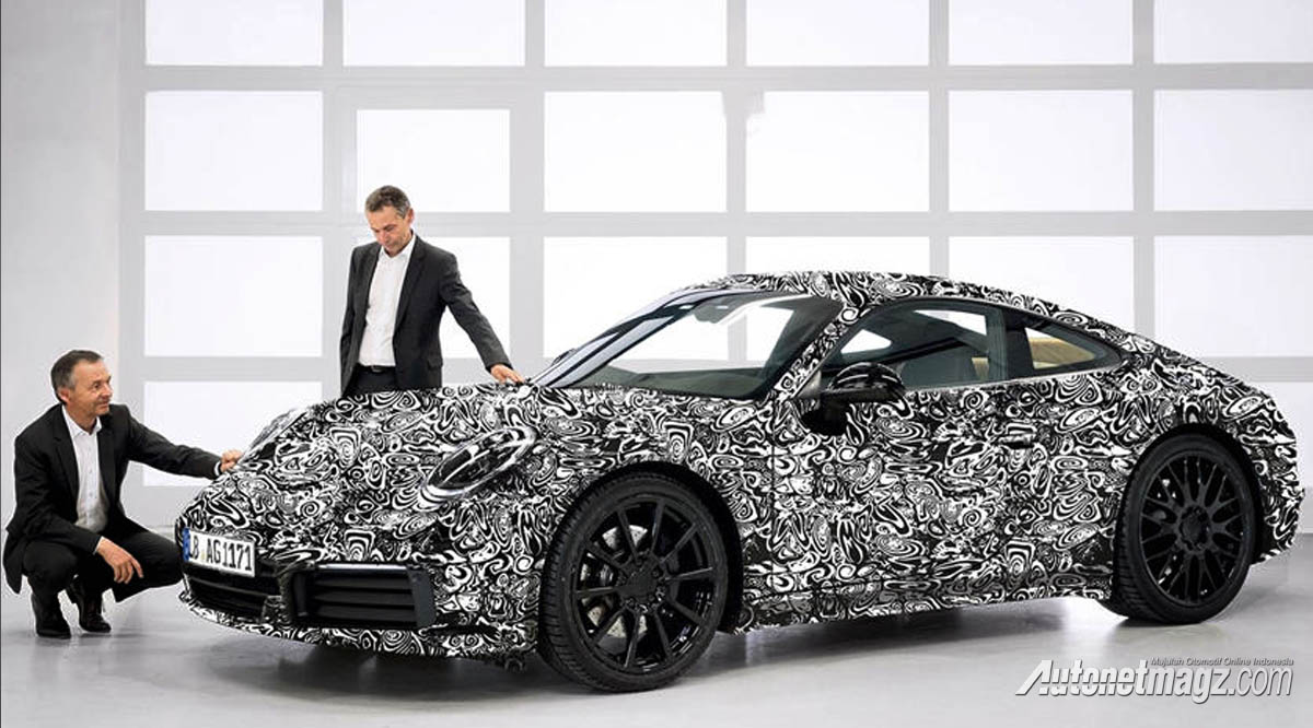 Berita, porsche 911 hybrid prototype: Porsche 911 Hybrid Utamakan Kencang, Bukan Irit