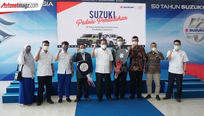 Suzuki Donasikan 5 Unit Mobil Untuk Sarana Belajar Suzuki Donasikan 5 Unit Mobil Untuk Sarana Belajar