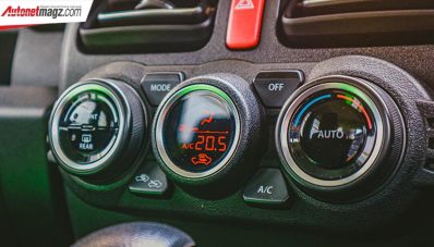 Libas Jalanan Surabaya Dengan Suzuki Jimny : For Attention Seeker! Libas Jalanan Surabaya Dengan Suzuki Jimny : For Attention Seeker!