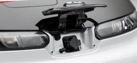 Interior Toyota C+pod