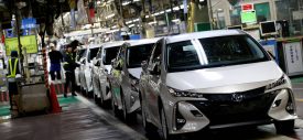 Crossover Mazda Akan Pakai Sistem Hybrid Toyota! (2)