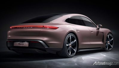 Mobil Listrik Porsche Taycan Kini Ada Paket Hematnya! Mobil Listrik Porsche Taycan Kini Ada Paket Hematnya!