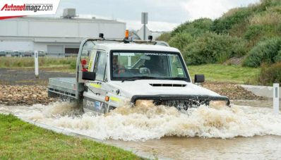 Toyota Land Cruiser 70 Jadi Mobil Elektrik? Toyota Land Cruiser 70 Jadi Mobil Elektrik?