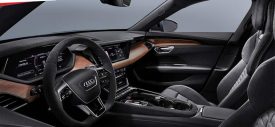 Audi-e-tron_GT_quattro-2022-front