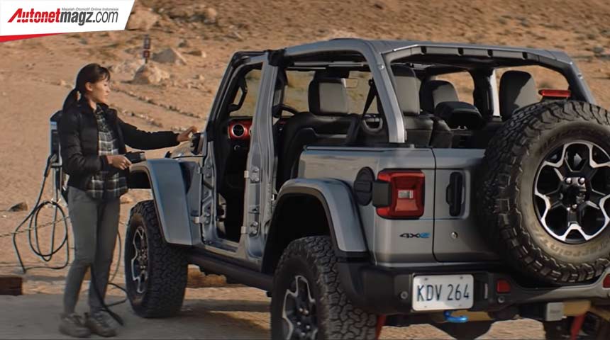 Berita, jeep-wrangler-4xe-2021: Jeep ‘The Road Ahead,’ Bocorkan Wrangler EV?