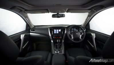 Mitsubishi Pajero Sport Facelift Bisa Konek ke Smartphone!