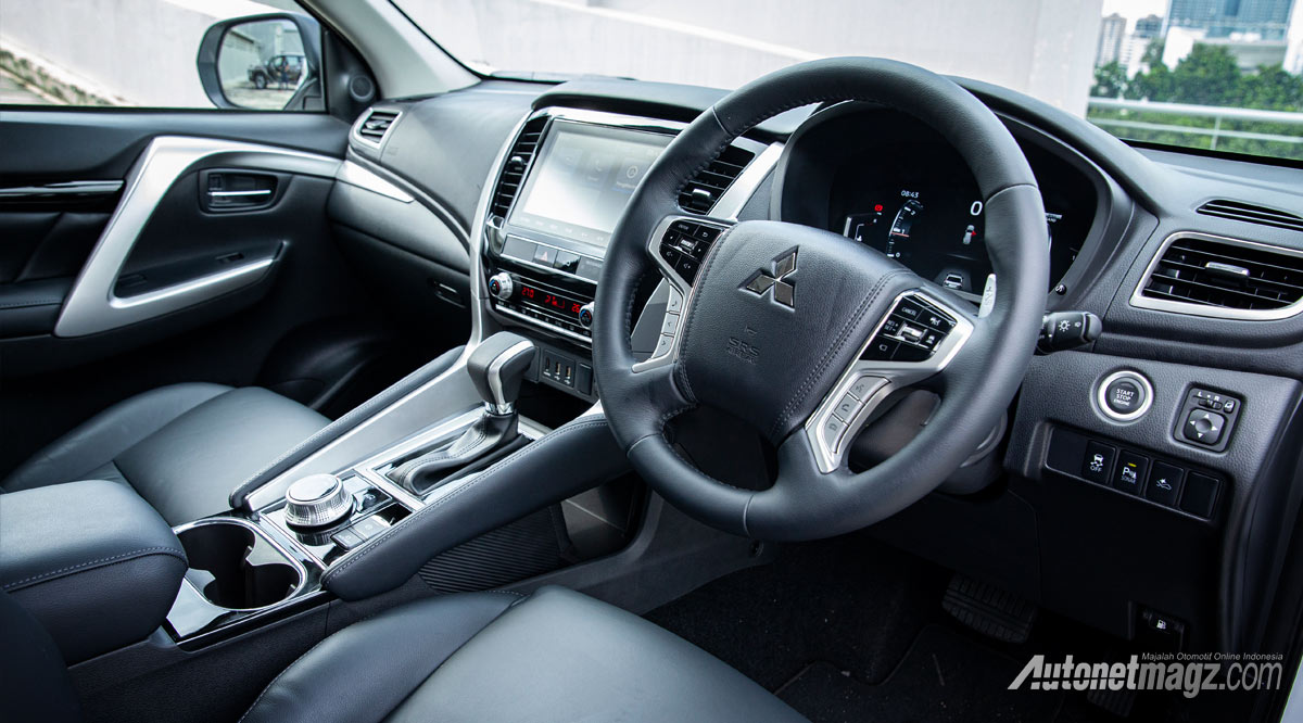 Berita, mitsubishi-pajero-sport-2021-interior: Mitsubishi Pajero Sport Facelift Bisa Konek ke Smartphone!