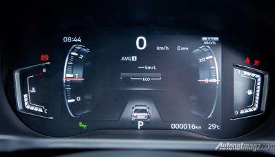 Mitsubishi Pajero Sport Facelift Bisa Konek ke Smartphone!