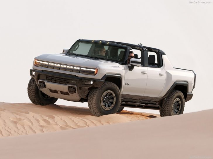 GMC Hummer EV 2022  1024 01 AutonetMagz Review Mobil 