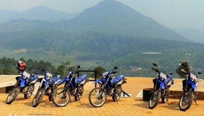 Cara Mengendarai Motor Off-Road Pakai Yamaha WR 155 R Cara Mengendarai Motor Off-Road Pakai Yamaha WR 155 R