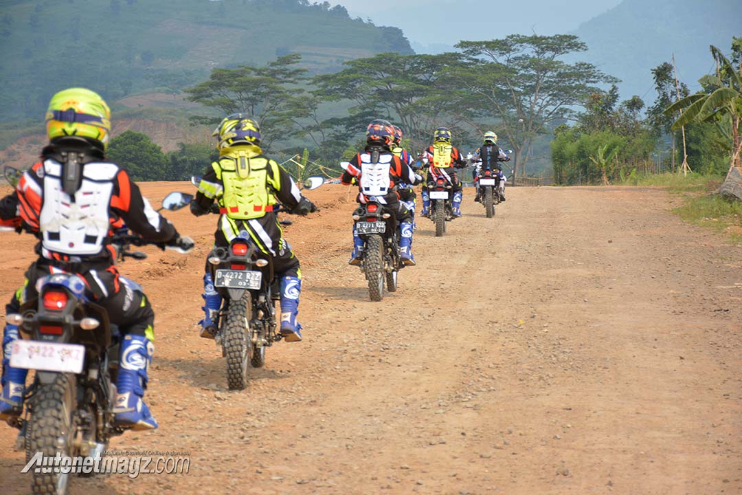 Event, Touring-motor-adventure-terabas-pake-motor-trail-Yamaha-WR155R: Cara Mengendarai Motor Off-Road Pakai Yamaha WR 155 R