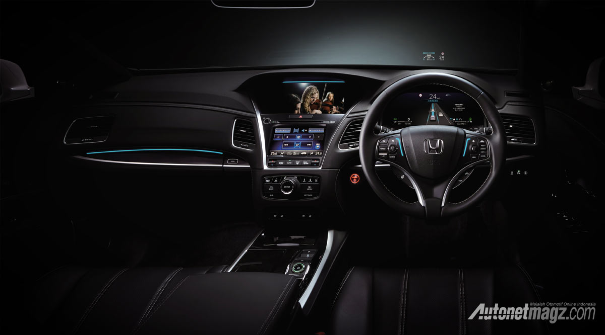 Berita, interior-honda-legend: Autopilot Honda Ini Lebih Canggih dari Tesla, Bisa Apa?
