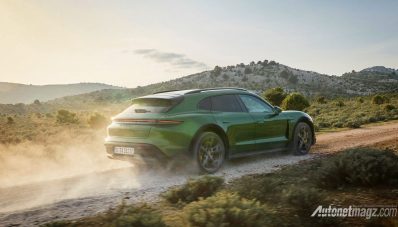 Porsche Taycan Cross Turismo, Estate Listrik Tidak Takut Tanah!