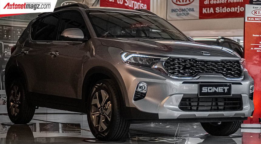 KIA Sonet 7 Seater Mengaspal di Surabaya, Opsi Baru SUV 3 Baris! KIA Sonet 7 Seater Mengaspal di Surabaya, Opsi Baru SUV 3 Baris!
