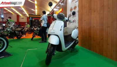 IIMS Hybrid 2021 : Benelli Luncurkan 2 Skuter IIMS Hybrid 2021 : Benelli Luncurkan 2 Skuter