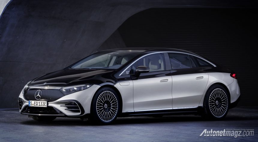 Mercedes Ajukan Paten Untuk Frunk Yang Bisa Mengangkat Kompartemen Bagasi Mercedes Ajukan Paten Untuk Frunk Yang Bisa Mengangkat Kompartemen Bagasi
