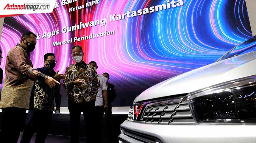 Indonesia International Motor Show, wuling-motor-indonesia-iims-2021-bambang-soesatyo: IIMS Hybrid 2021 : Wuling Beri Sajian Lengkap