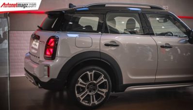 Grand Opening Plaza MINI Surabaya, Ada New MINI Countryman!