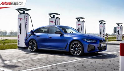 BMW i4 M50 : Perkawinan Antara BMW M & BMW i BMW i4 M50 : Perkawinan Antara BMW M & BMW i