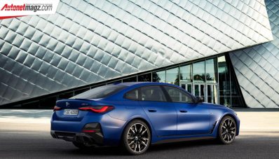 BMW i4 M50 : Perkawinan Antara BMW M & BMW i BMW i4 M50 : Perkawinan Antara BMW M & BMW i