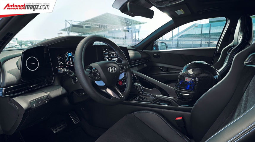 Berita, Interior Hyundai Elantra N: Hyundai Elantra N : 276hp Dengan Akselerasi 5,3 Detik Saja!