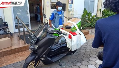 Yamaha Jatim Sediakan N-MAX Untuk Antar Paket Isoman Yamaha Jatim Sediakan N-MAX Untuk Antar Paket Isoman