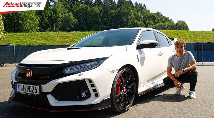 Honda Civic Type R Temani Pembalap Red Bull & Alpha Tauri Honda Civic Type R Temani Pembalap Red Bull & Alpha Tauri