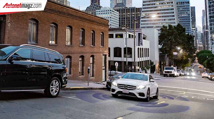 Berita, Teknologi Car to X Mercedes-Benz: Attention Assist Mercedes-Benz Kini Bisa Deteksi Jalan Berlubang!