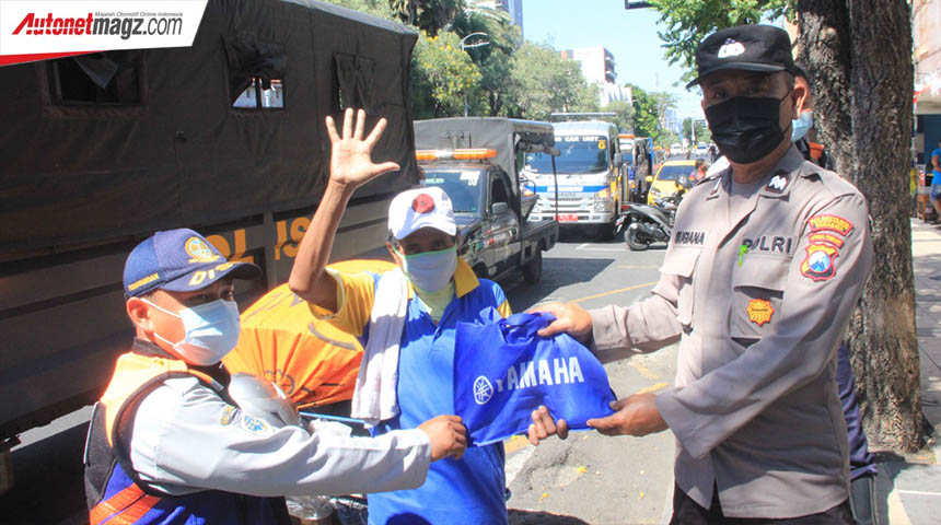 Berita, Yamaha Jatim Patroli PPKM: Yamaha Jatim Dukung Patroli PPKM Polrestabes Surabaya