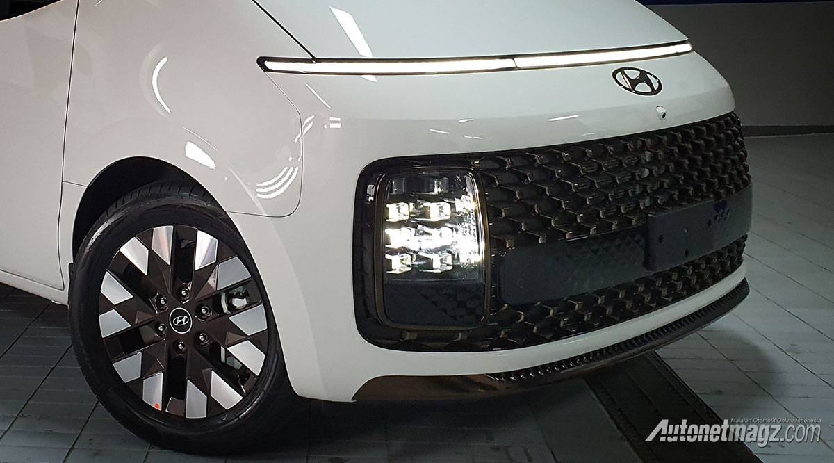 Berita, harga-hyundai-staria-indonesia: Hyundai Staria, Inilah Generasi Baru MPV Mewah Favorit di Indonesia!