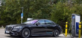 Mercedes-Benz : Stop Pengembangan Plug-in Hybrid, Fokus EV!