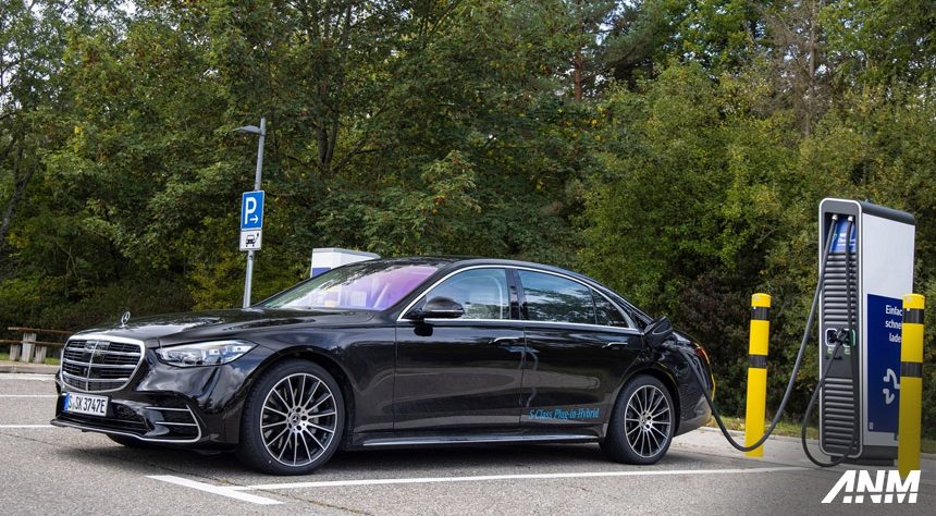 Mercedes-Benz : Stop Pengembangan Plug-in Hybrid, Fokus EV! Mercedes-Benz : Stop Pengembangan Plug-in Hybrid, Fokus EV!