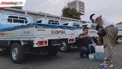 Uji Keiritan DFSK Super Cab Menyusuri Kota Bandung Uji Keiritan DFSK Super Cab Menyusuri Kota Bandung