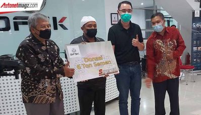 Uji Keiritan DFSK Super Cab Menyusuri Kota Bandung Uji Keiritan DFSK Super Cab Menyusuri Kota Bandung