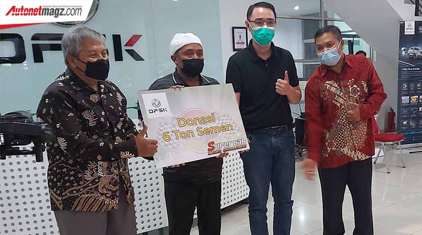 Berita, dfsk-super-cab-media-challenge-bandung-3: Uji Keiritan DFSK Super Cab Menyusuri Kota Bandung