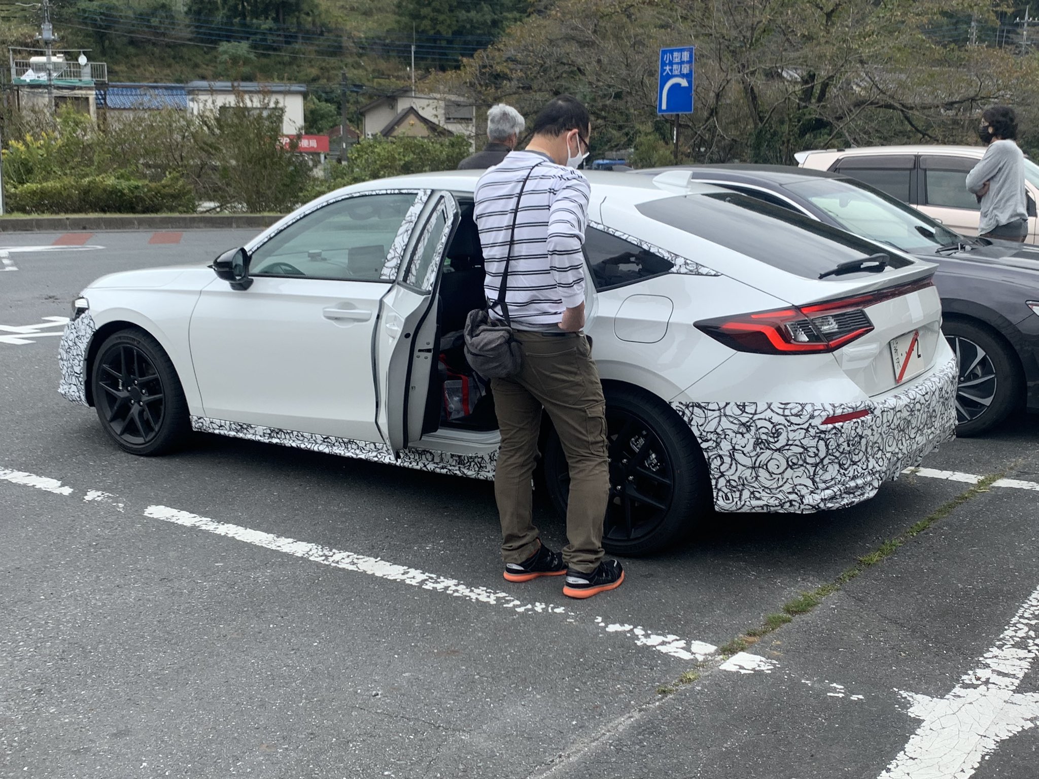 Berita, Spyshot-Honda-Civic-Hybrid-Jepang: Sebuah Honda Civic Hatchback Diuji Jalan, Varian Hybrid?