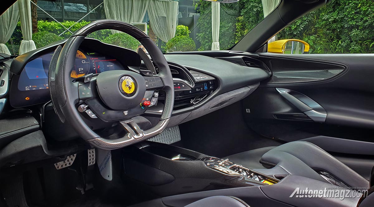 Berita, ferrari-sf90-spider-interior: Ferrari SF90 Spider Sudah Mendarat, Siapa Berani Coba?