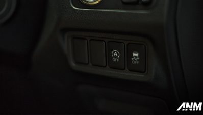 New Mitsubishi Xpander & Xpander Cross Sapa Publik Jatim, Sudah Bisa Dicoba! New Mitsubishi Xpander & Xpander Cross Sapa Publik Jatim, Sudah Bisa Dicoba!