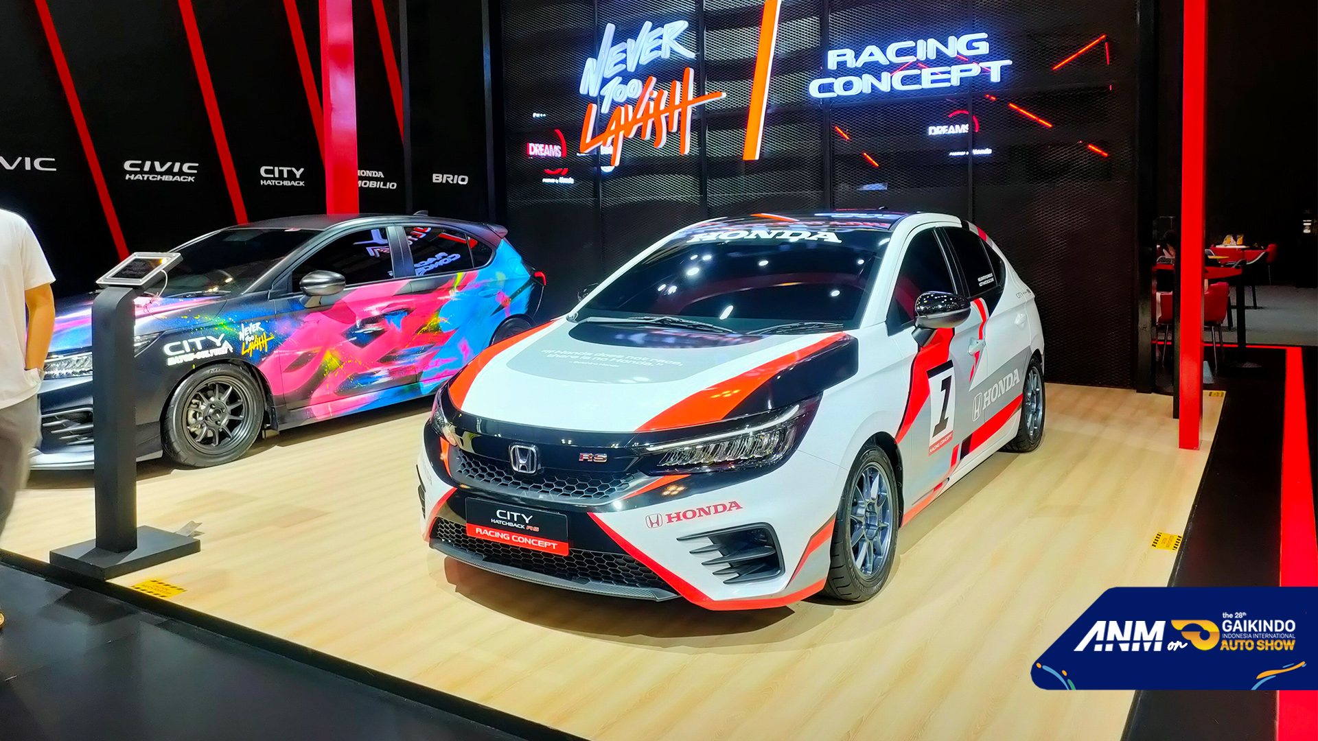Berita, city-hatch-racing: GIIAS 2021: Honda Tampilkan Honda City Hatchback Racing Concept 2022