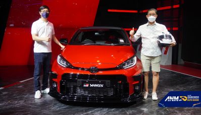 GIIAS 2021: Toyota Mulai Serah Terima GR Yaris Kepada Pelanggan di Booth Toyota GIIAS 2021: Toyota Mulai Serah Terima GR Yaris Kepada Pelanggan di Booth Toyota