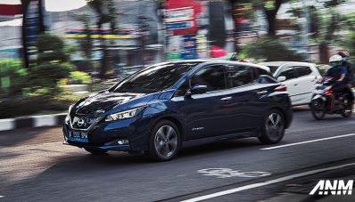 Publik Surabaya Antusias Coba Nissan Leaf, tanda – tanda? Publik Surabaya Antusias Coba Nissan Leaf, tanda – tanda?