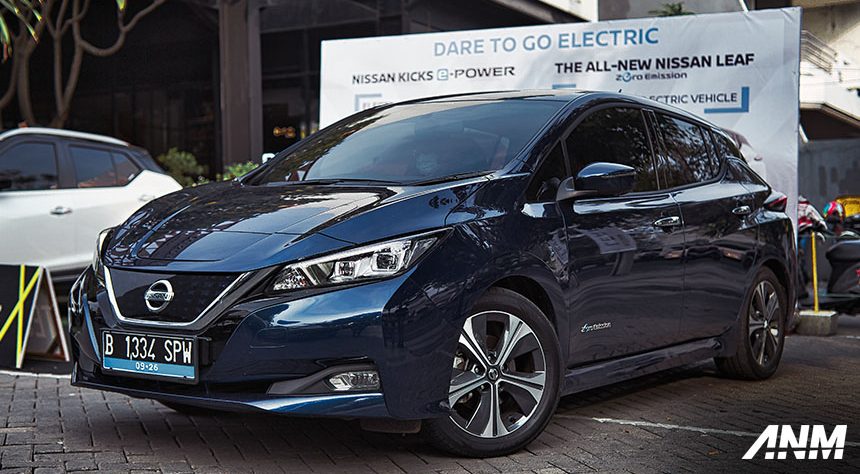 Publik Surabaya Antusias Coba Nissan Leaf, tanda – tanda? Publik Surabaya Antusias Coba Nissan Leaf, tanda – tanda?