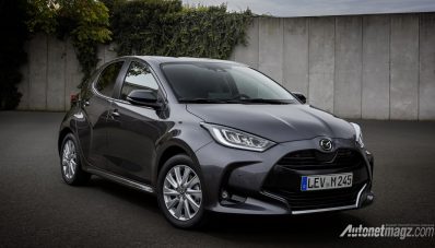 Toyota Yaris dan Mazda 2 Kini Jadi Saudara Kembar! Toyota Yaris dan Mazda 2 Kini Jadi Saudara Kembar!