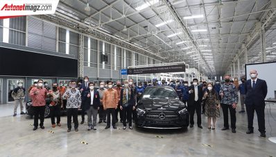 Peluncuran produksi S-Class dan E-Class Dihadiri Duta Besar Jerman dan Direktur Jenderal ILMATE Peluncuran produksi S-Class dan E-Class Dihadiri Duta Besar Jerman dan Direktur Jenderal ILMATE